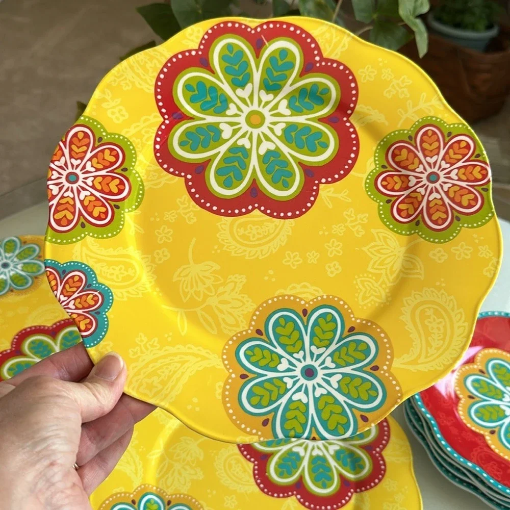 7 pc set Pier One Imports Melamine Dinner Plates Salad Sunny Bright Paisley‎ GUC